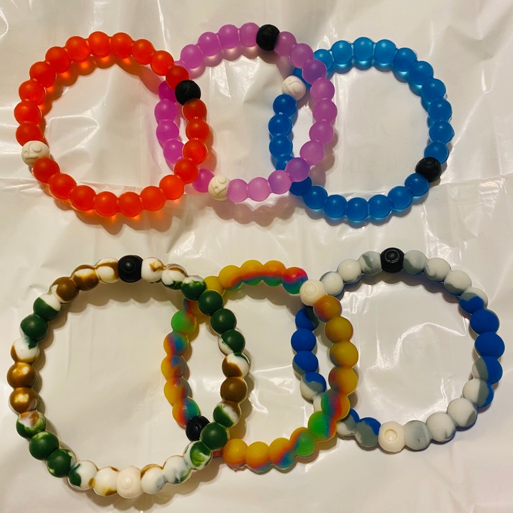 6 Lokai Bracelets!! Regularly $18 each!!!